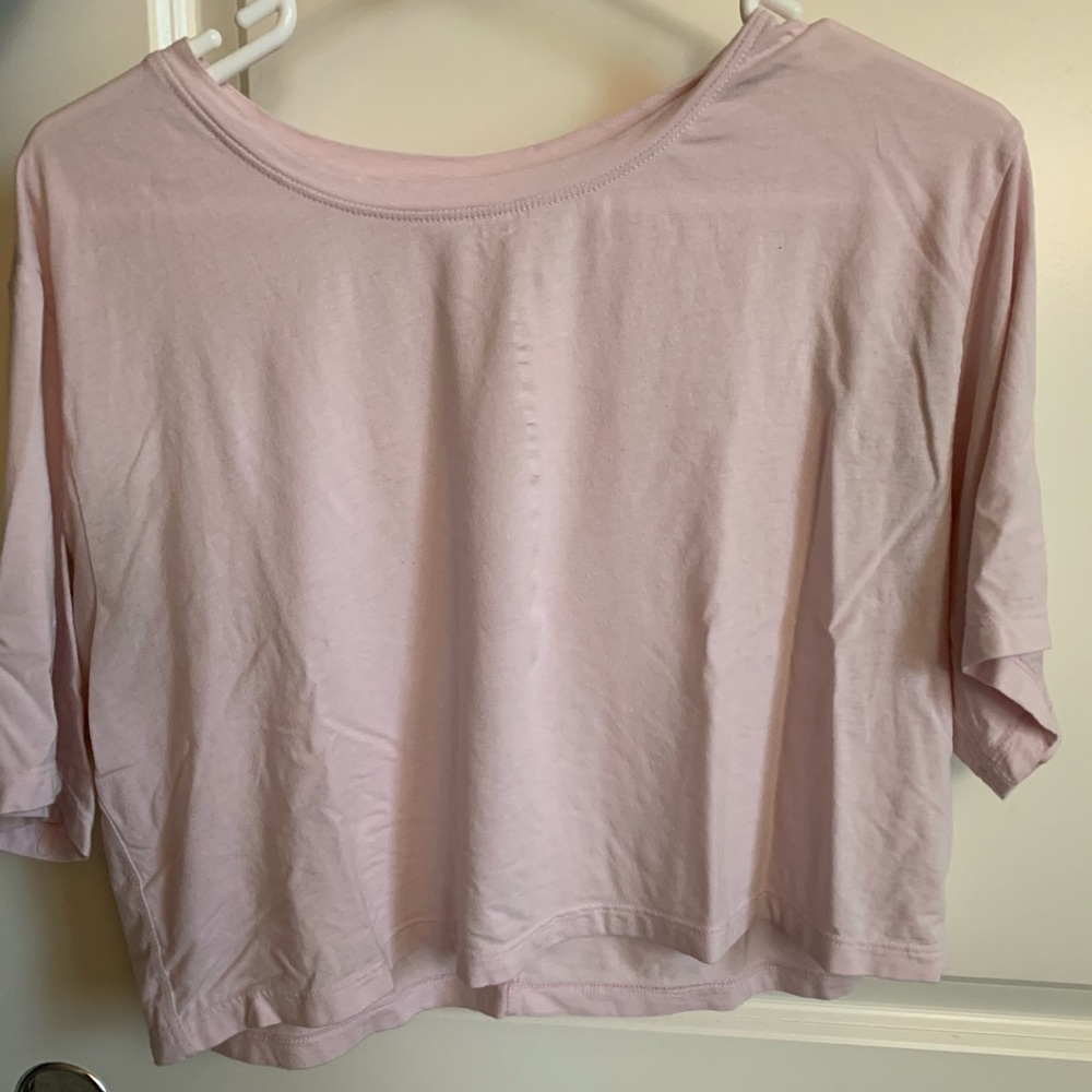 aritzia crop top